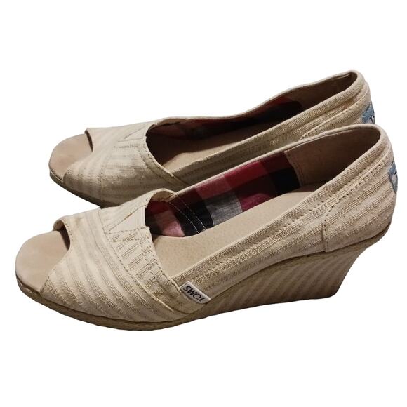 Toms Shoes Womens 8.5 Calypso Espadrille Wedge Heels SlipOn Beige Canvas PeepToe - Picture 2 of 9